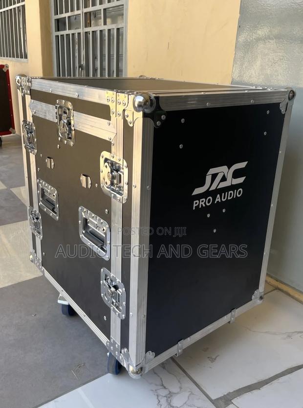 14u Dj Amplifier Rack With Mixer Rack · Photo 2
