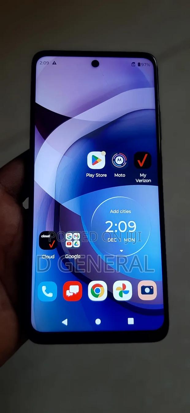 Motorola Moto One 5G Ace 64 GB Purple · Photo 1