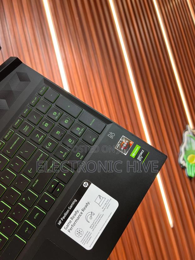 Laptop HP Pavilion 15 16GB AMD Ryzen 5 SSD 256GB · Photo 3