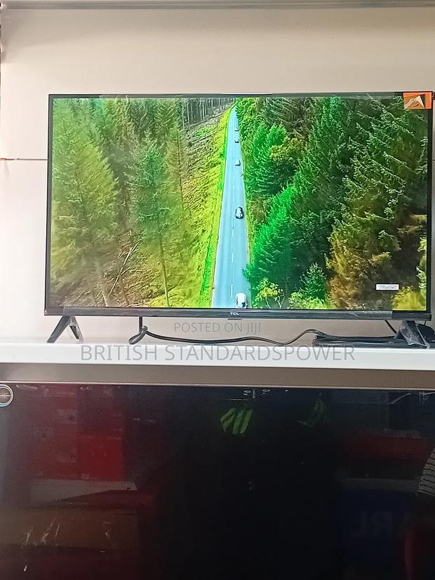 Experience Modern Design and Smart Tech on a 32" Android Tv · Photo 2