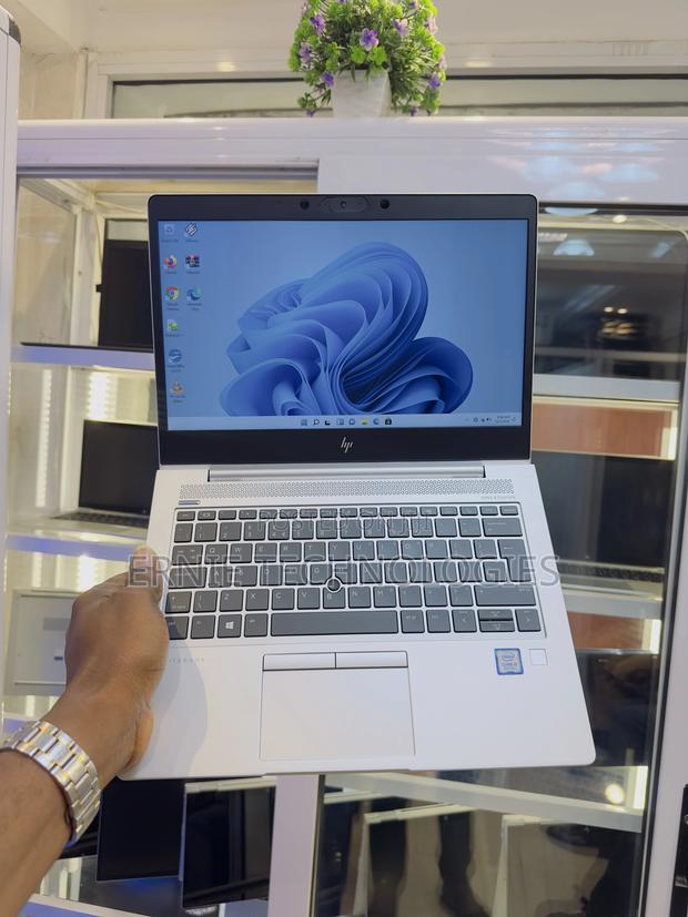 Laptop HP EliteBook 830 G6 8GB Intel Core i5 SSD 256GB · Photo 2
