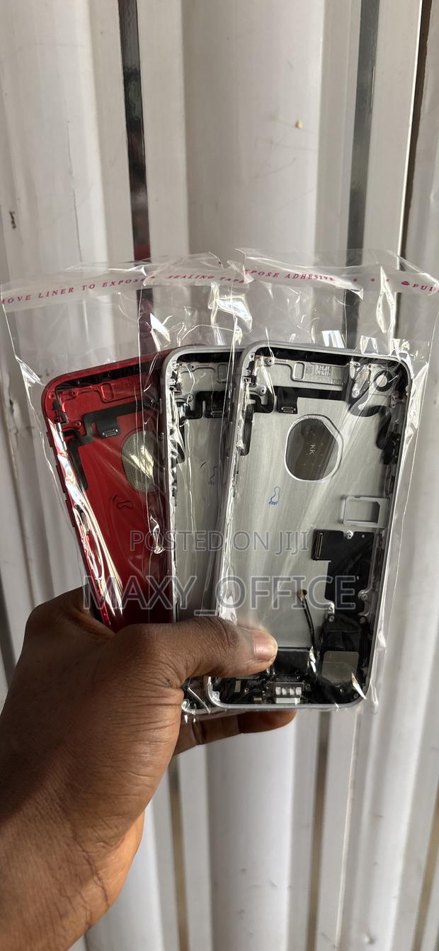 iPhone 7. Complete Housing · Photo 3