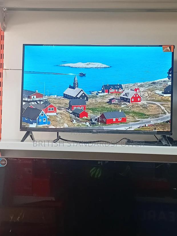 See More, Stream More With a 32" Android Smart Led · Photo 1