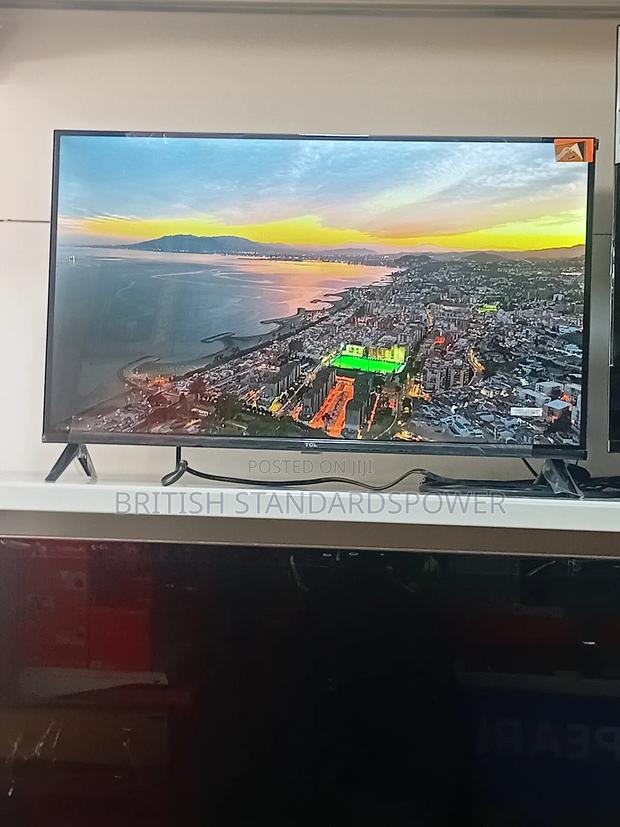 Enjoy Quick Access to Apps on a 32-Inch Android Smart Tv · Photo 1