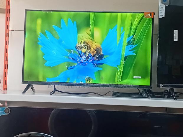 Discover Smart Convenience on a 32-Inch Android Tv · Photo 2