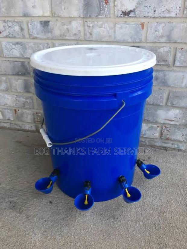 Automatic Poultry Drinker · Photo 1
