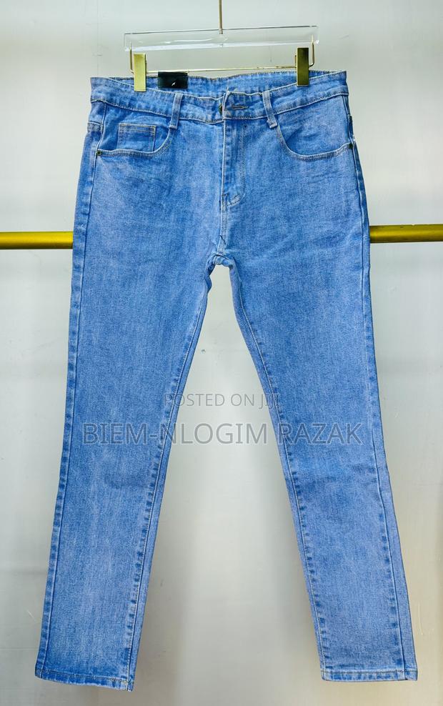 Original Denim Stock Jeans Available in Stock · Photo 4