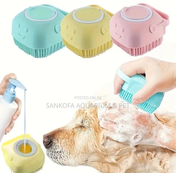 Pet Bath Silicon Brush · Photo 1