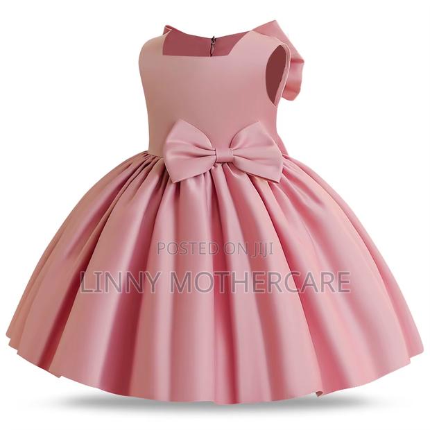 Girls Party Dress · Photo 2