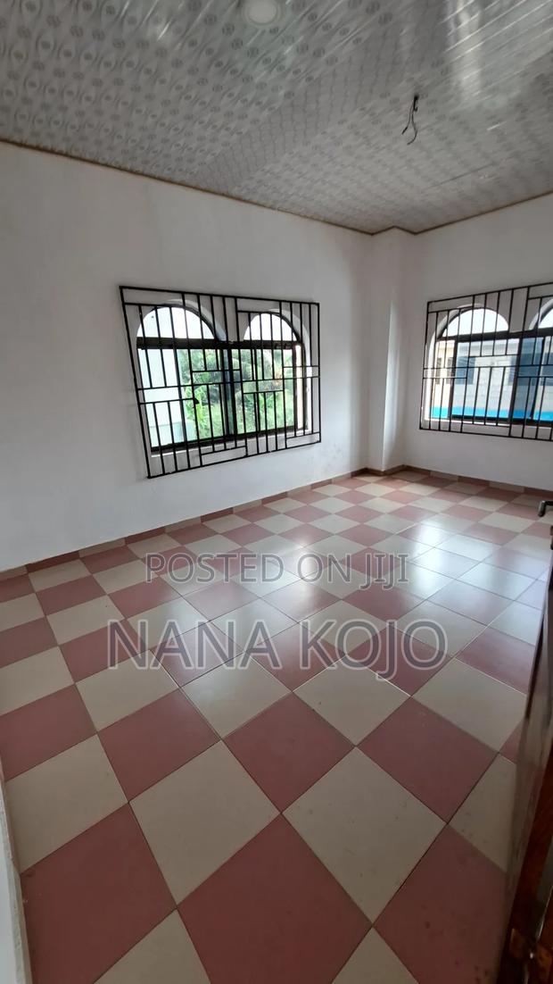 2bdrm Apartment in Gyinyase Tech 1Year, Kumasi Metropolitan for rent · Photo 3