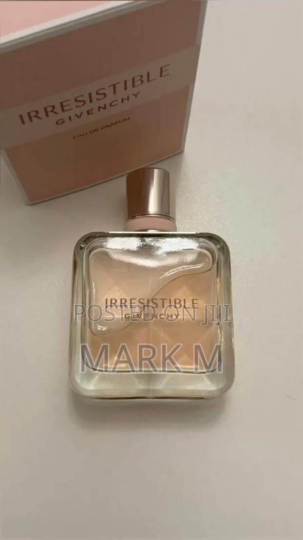 Givenchy Irresistible · Photo 2