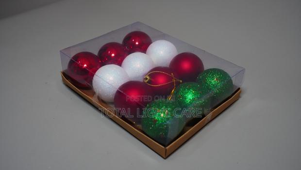 Christmas Decorative Balls · Photo 1