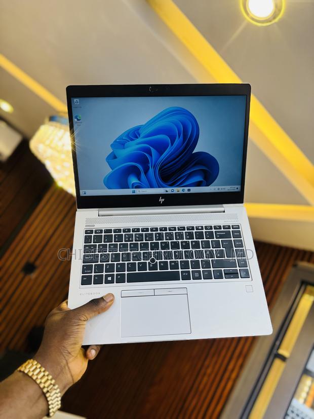 Laptop HP EliteBook 745 G5 16GB AMD Ryzen 7 SSD 256GB · Photo 3