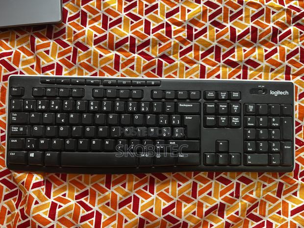 Logitech Wireless Keyboard · Photo 2