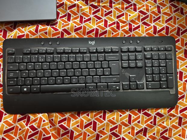 Logitech Wireless Keyboard · Photo 4