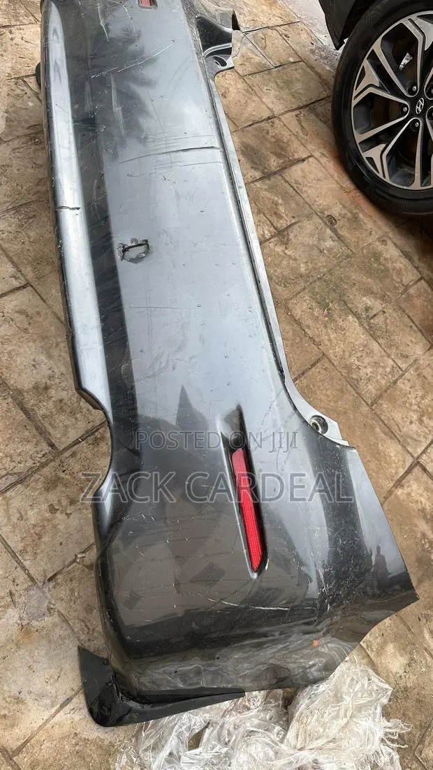 Toyota Corolla 2012 Back Bumper Available · Photo 1