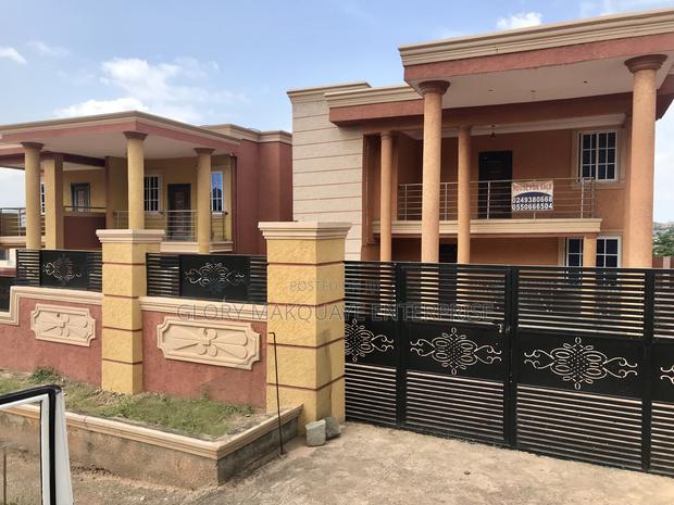 6bdrm Apartment in Ga West Municipal for sale · Photo 1