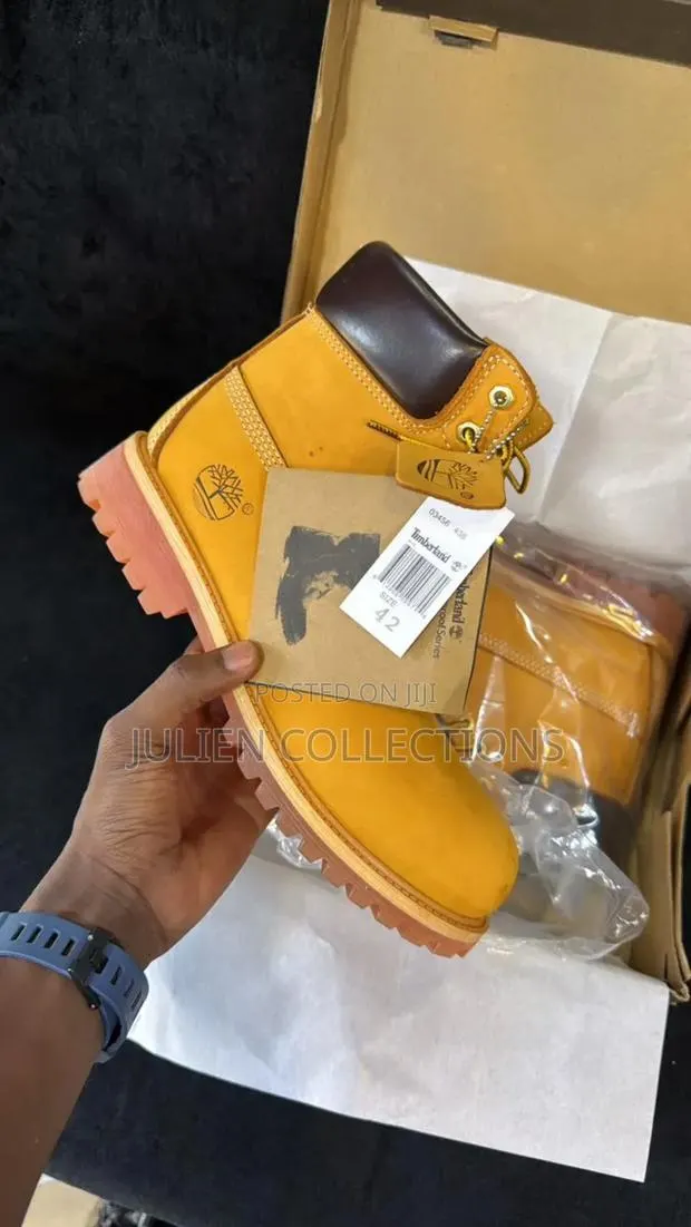 Timberland Boots Waterproof Brown Yellowish · Photo 1