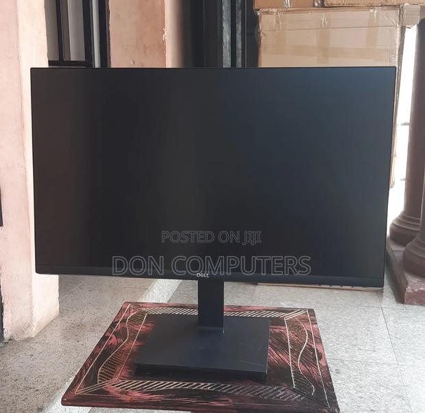 Dell 27 Inches Ips WQHD Monitor · Photo 1