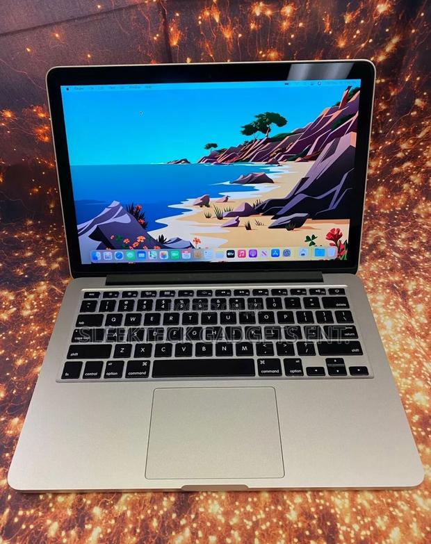 Laptop Apple MacBook Pro 8GB Intel Core i5 SSD 256GB · Photo 1