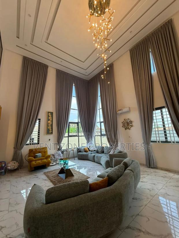 Furnished 4bdrm Duplex in Dome for sale · Photo 3