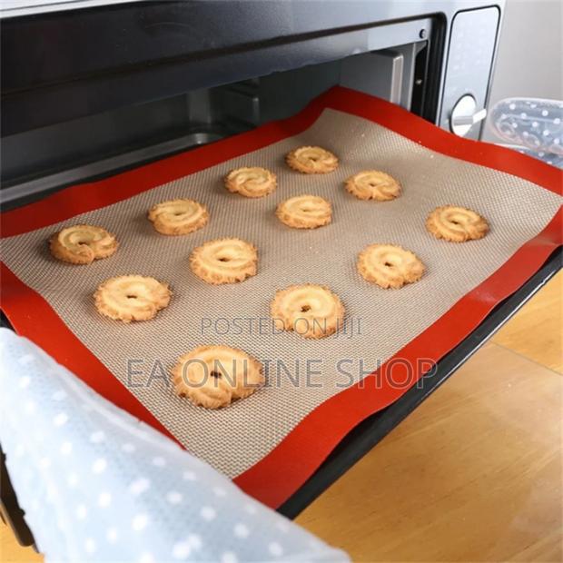Non Stick Resuable Silicone Food Graded Baking Sheet Mat 30x40cm · Photo 4