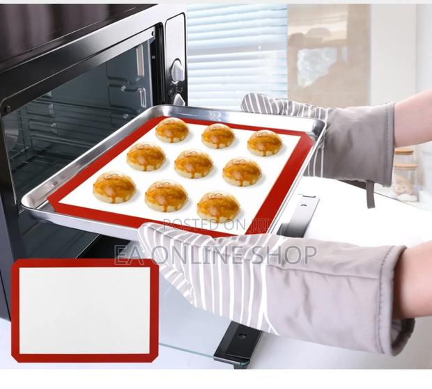 Non Stick Resuable Silicone Food Graded Baking Sheet Mat 40x60cm · Photo 5