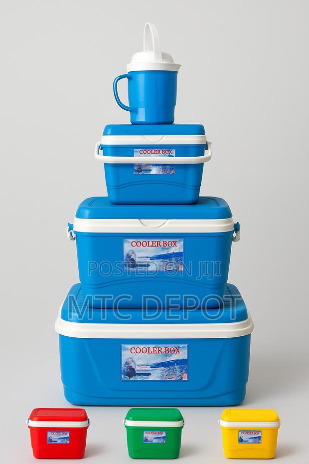 Ice Chest 4pcs Set + 5l Jug – Strong Durable Cooler Box Set · Photo 1