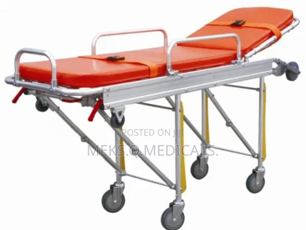 Ambulance Stretcher · Photo 4