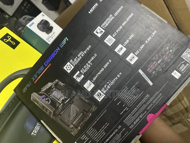 Msi Mpg X870e Gaming Wifi Motherboard · Photo 2