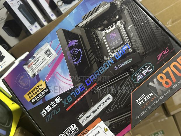 Msi Mpg X870e Gaming Wifi Motherboard · Photo 3