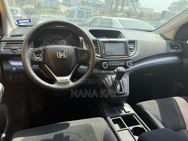 Honda CR-V Touring 4dr SUV (2.4L 4cyl CVT) 2016 Green · Photo 6