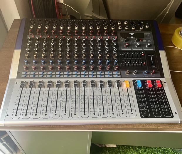 Yamaha 12 Channels Powered Mixer · Photo 3