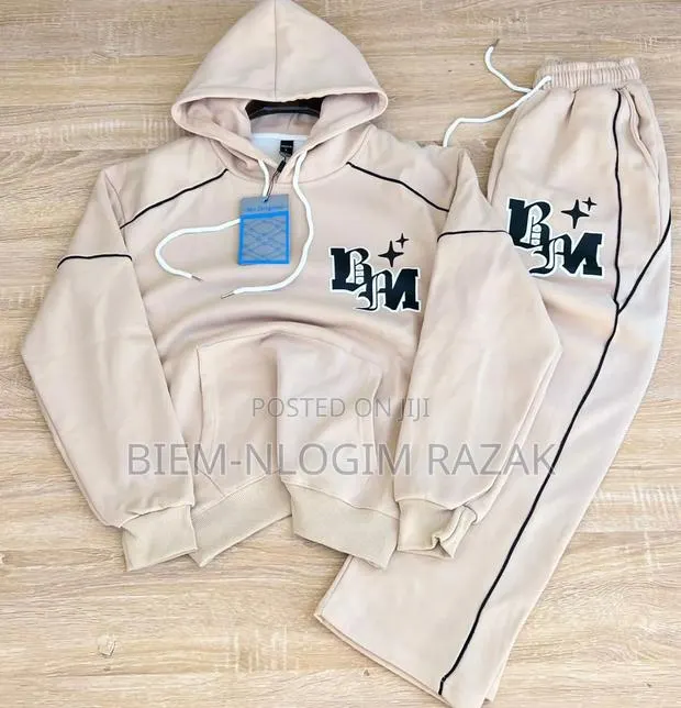 High Quality Thick N Heavy Tracksuits Available in Stock · Photo 1