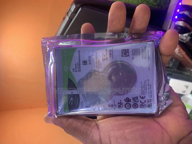 1tb Hard Drive for Laptop Internal and External Use · Photo 1