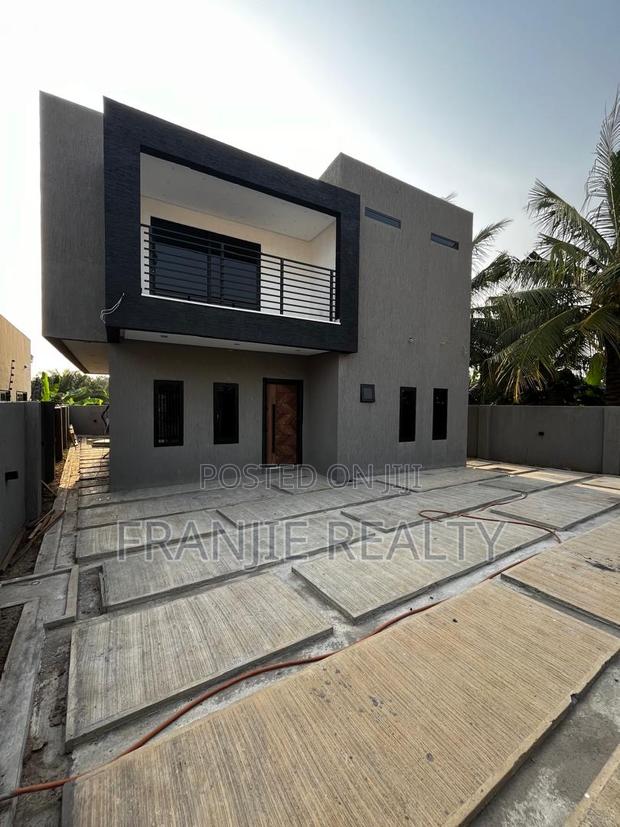 3bdrm House in Franjie Realty, Pokuase for sale · Photo 2