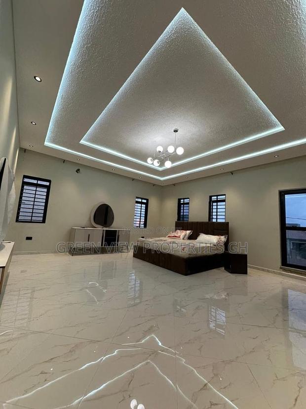 4bdrm Duplex in Adenta for sale · Photo 5