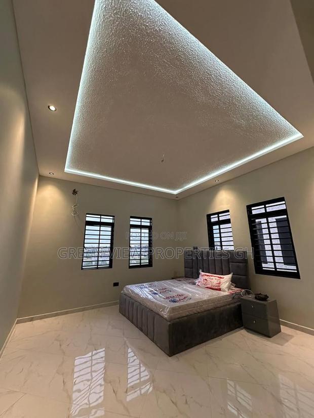 4bdrm Duplex in Adenta for sale · Photo 2