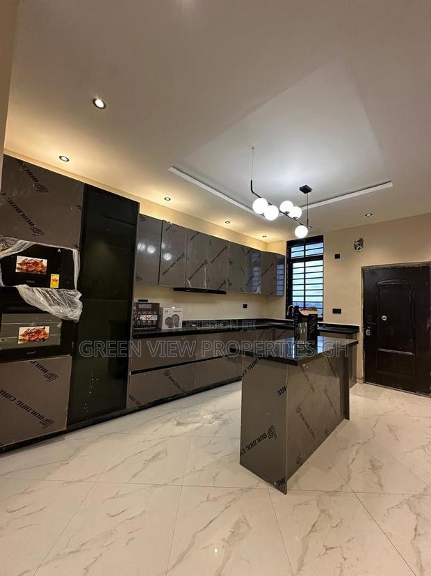 4bdrm Duplex in Adenta for sale · Photo 7