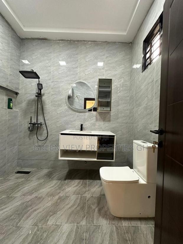 4bdrm Duplex in Adenta for sale · Photo 8