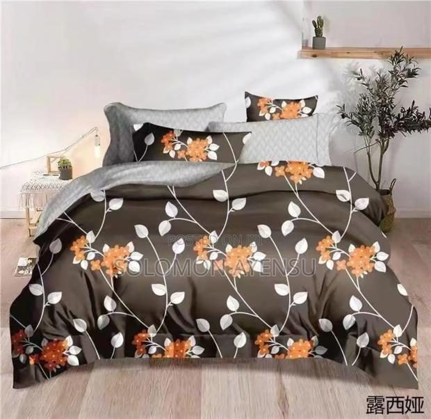Quality 5 in 1 Bedding Set 2 Bedsheets and 5 Pillow Cases · Photo 2