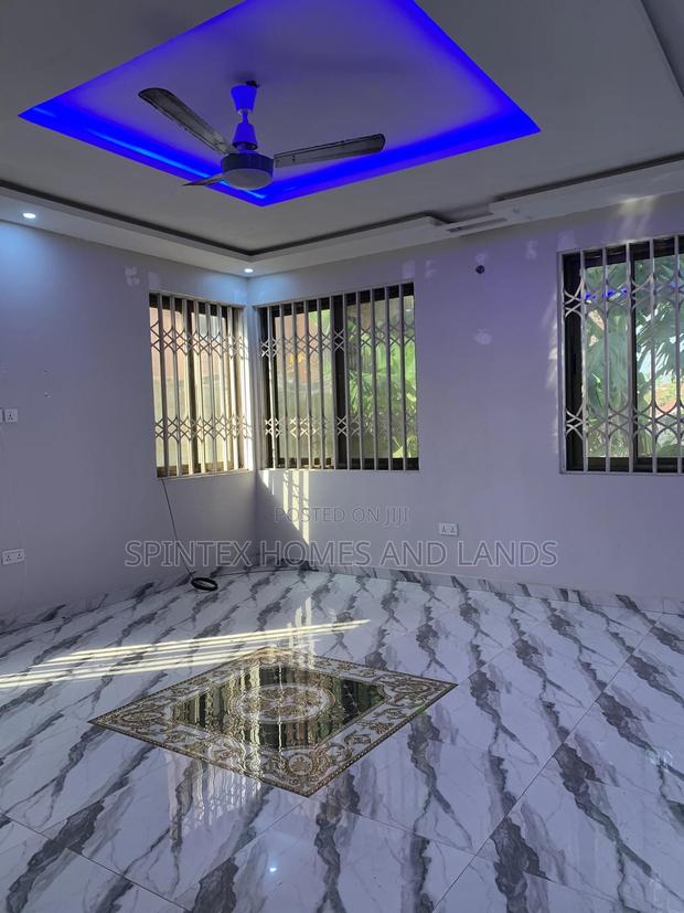 2bdrm Apartment in Frimpomah Estate, Spintex for rent · Photo 5