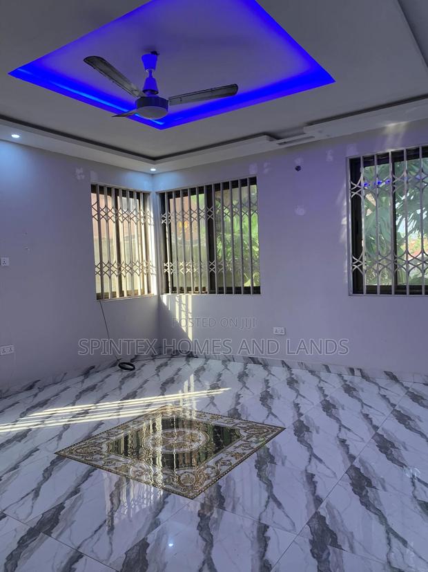 2bdrm Apartment in Frimpomah Estate, Spintex for rent · Photo 3
