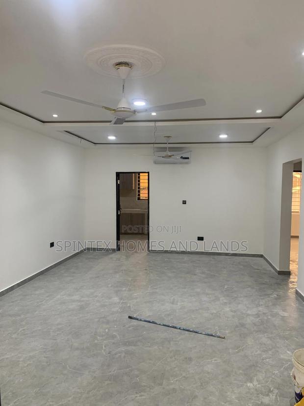 2bdrm Apartment in Zenith Bank, Spintex for rent · Photo 3
