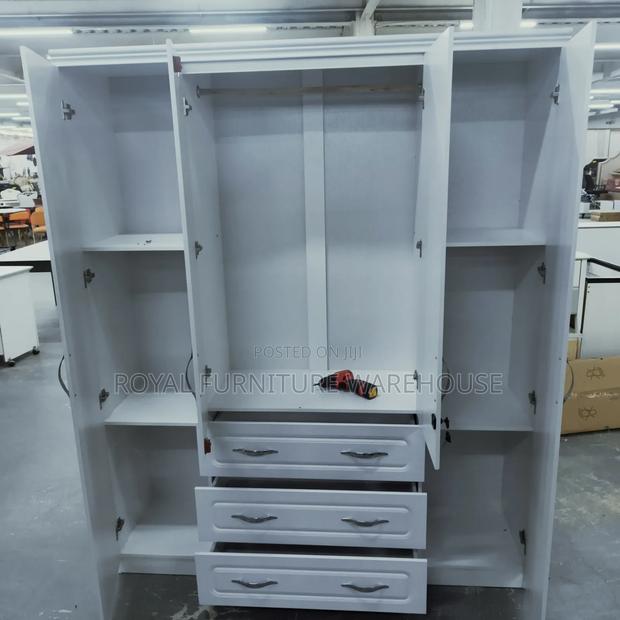 4 in Wooden Wardrobe (4doors) · Photo 2
