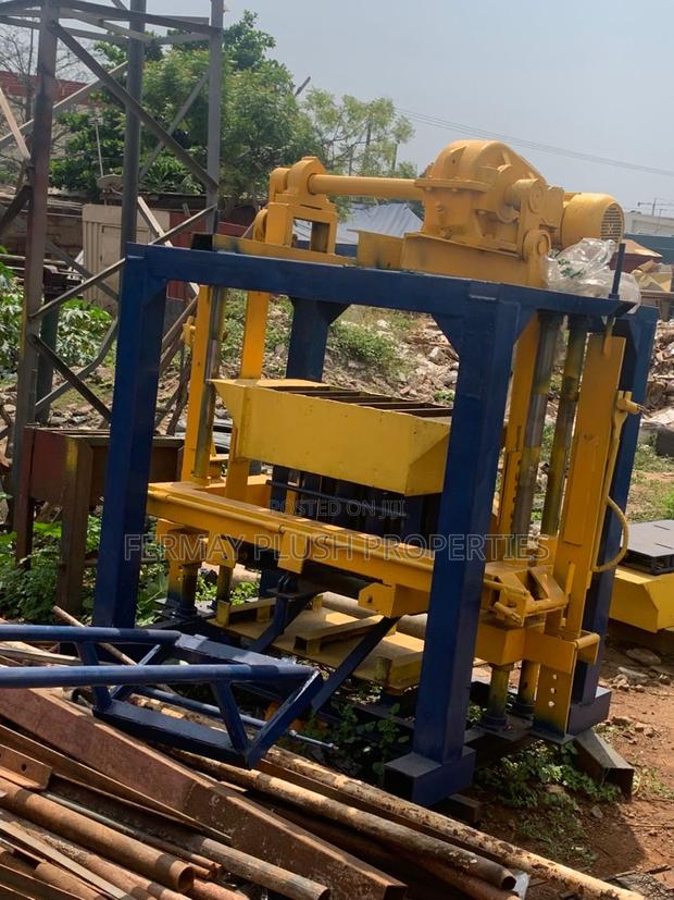 Newly Built Pavement and Solid Blocks Machines for Sale · Photo 2