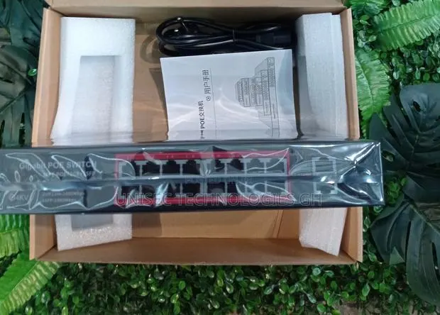 16CH Ai POE Switch · Photo 1