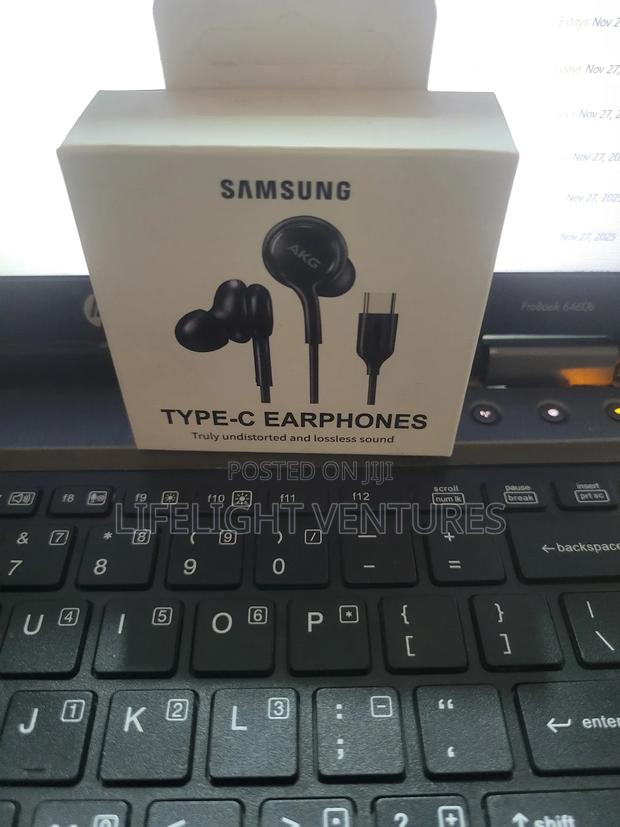 Samsung Type C Ear Phone · Photo 3