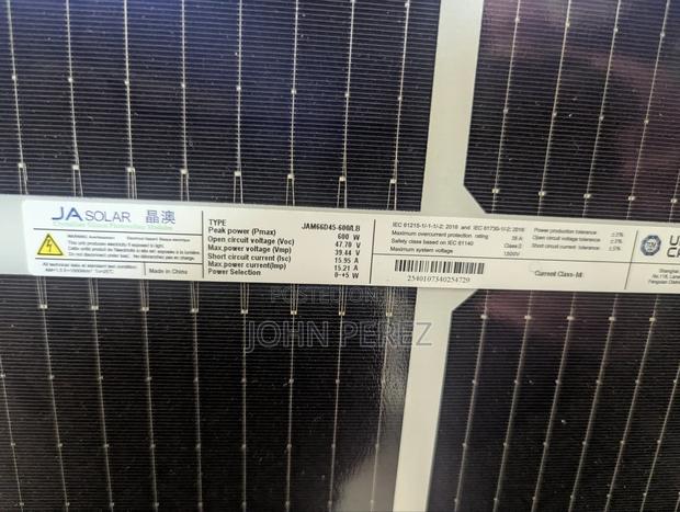 610w Solar Panels · Photo 1