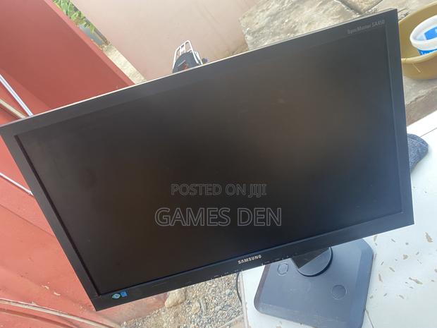 Samsung Syncmaster Monitor · Photo 3